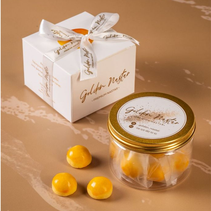 GOLDEN NASTAR FESTIVE BOX PREMIUM FULL WIJSMAN BUTTER TANPA CAMPURAN