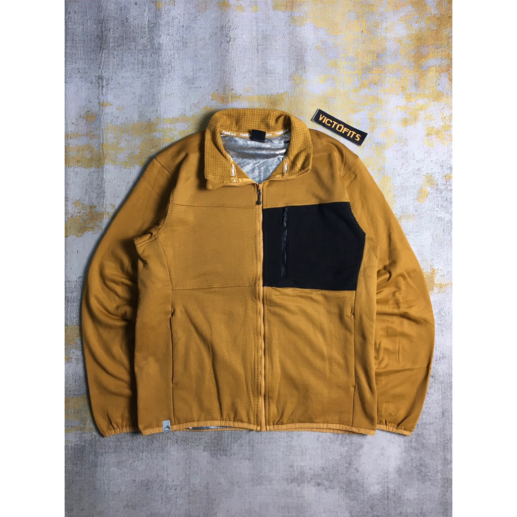 Jaket Windbreaker Field Core