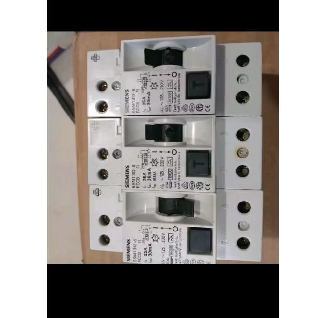 RCCB SIEMENS 5SM1 312-6 25A 30MA.original siemens