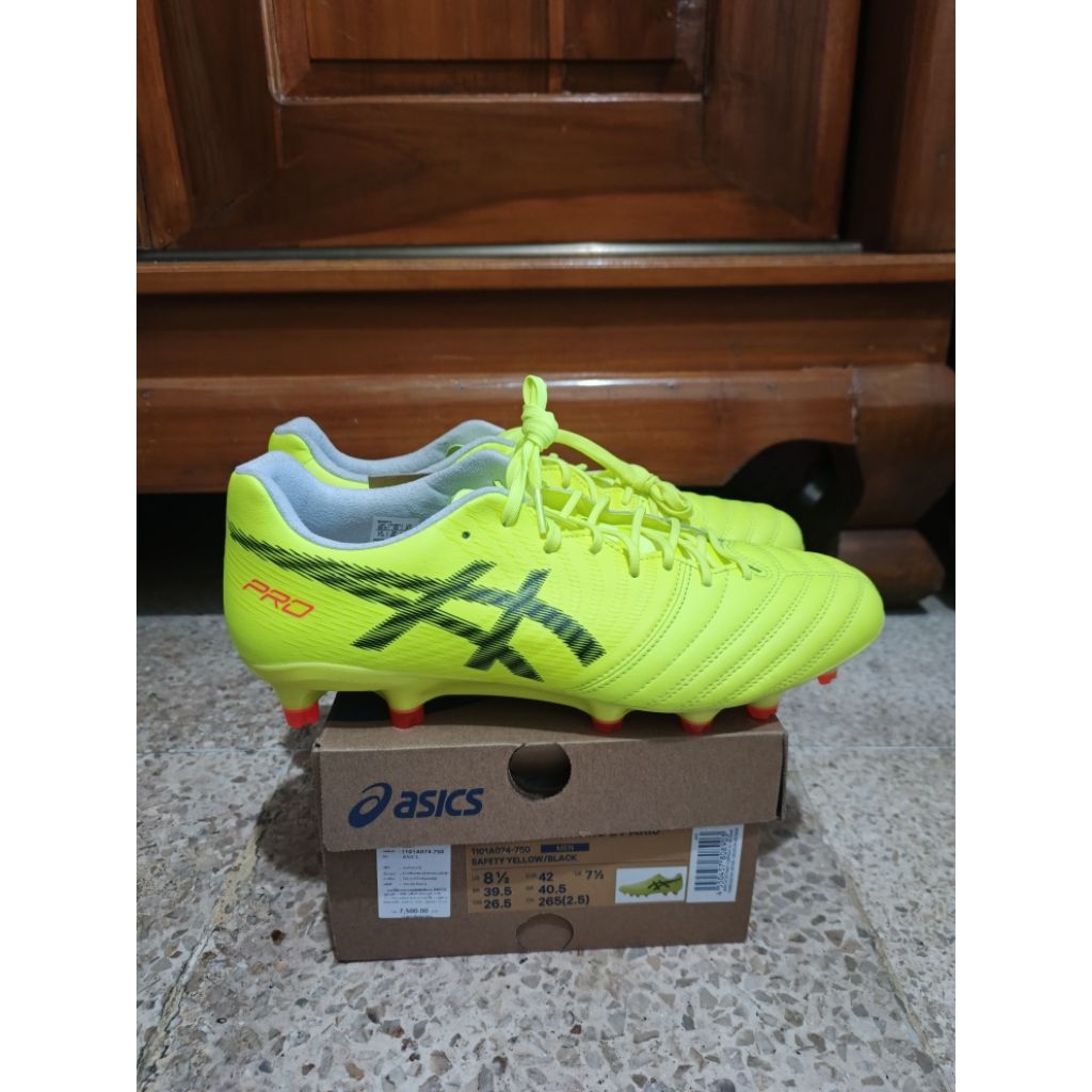 sepatu  bola Asics Ds Xlfy Pro Paris (top grade) limited