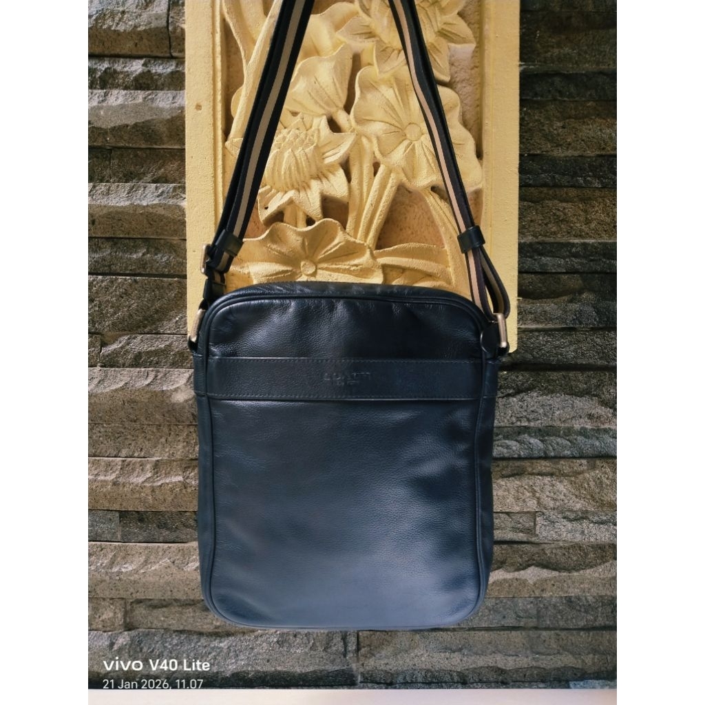 (second) Tas sling bag Tas selempang pria kulit asli original coach biru Navy