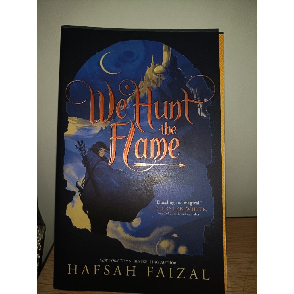 ENGLISH preloved we hunt the flame hafsah faizal original good condition periplus book