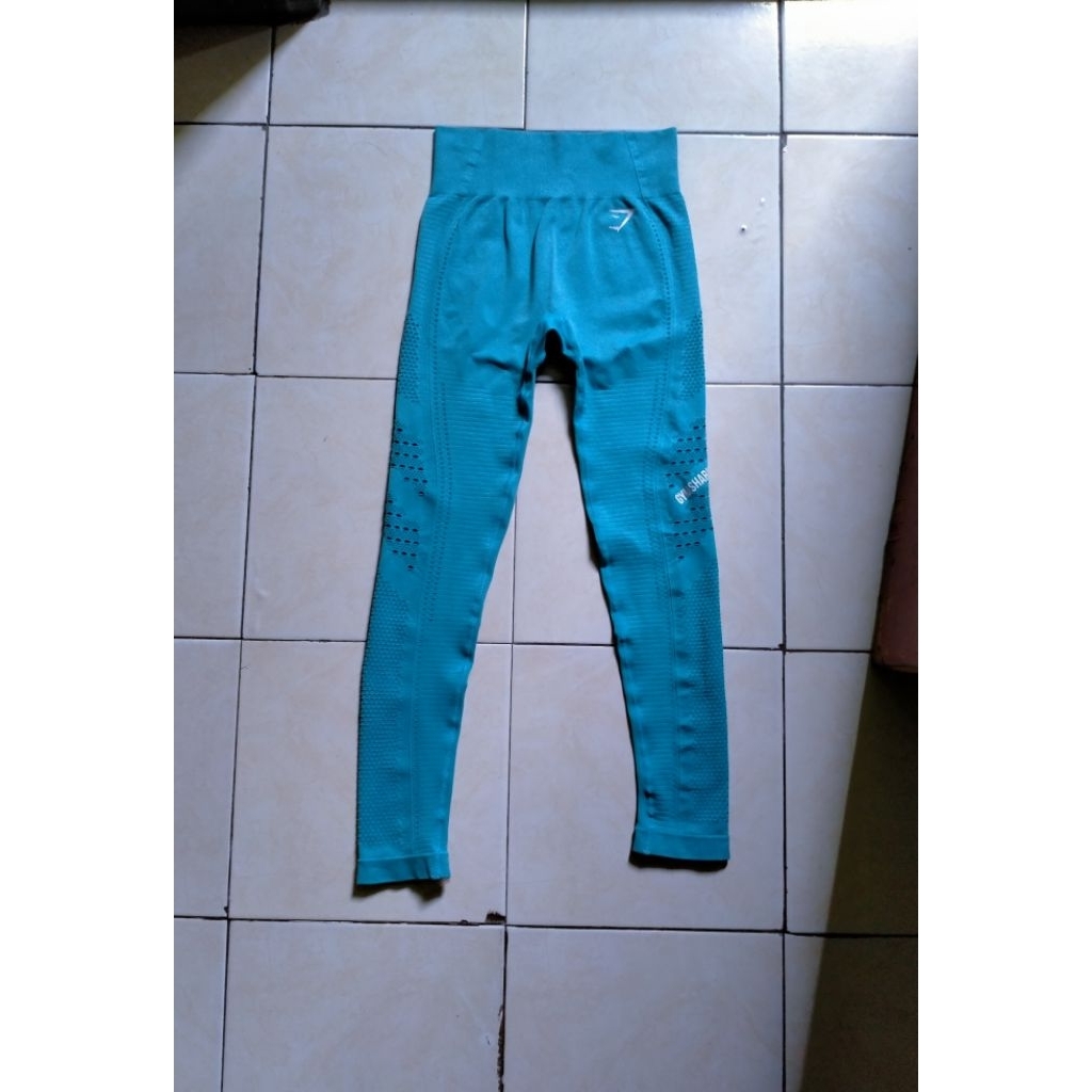 legging gymshark flawless knit (seperti baru)