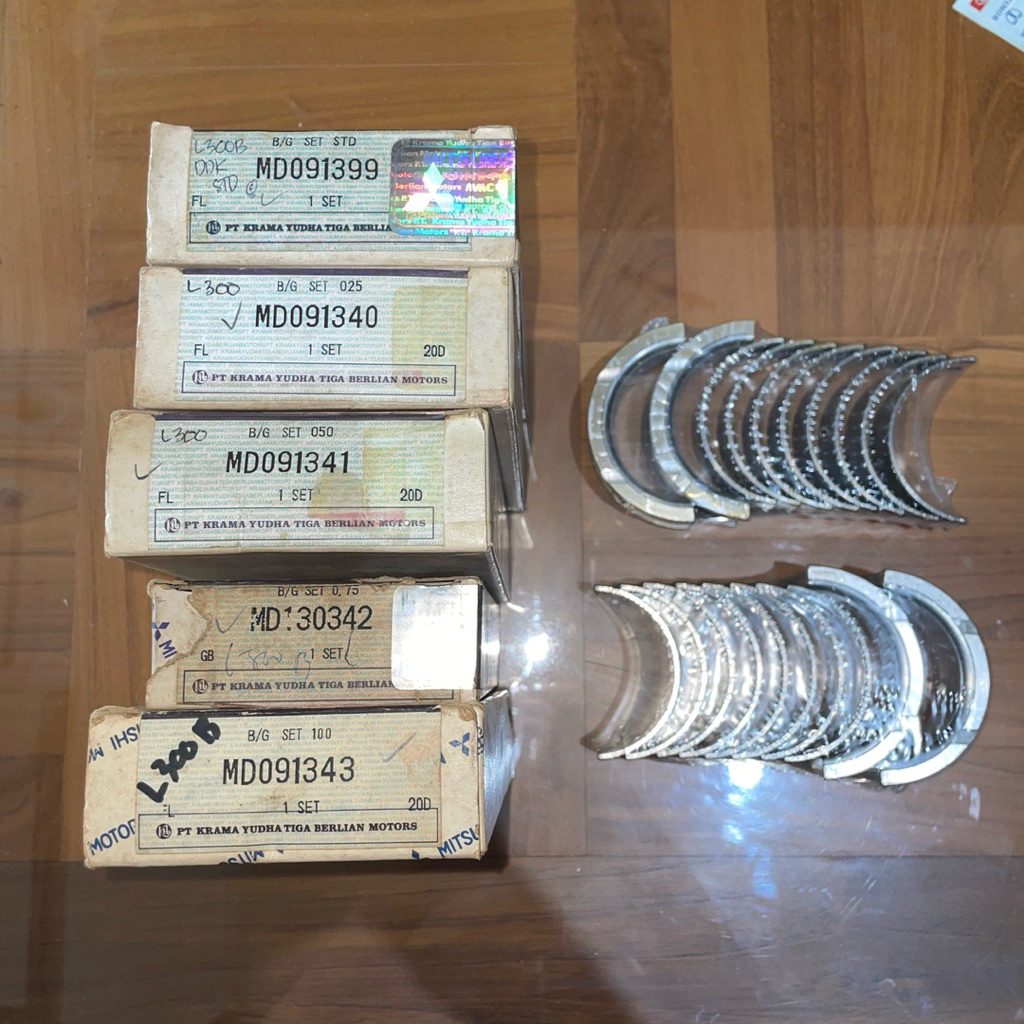 METAL DUDUK / MAIN BEARING MITSUBISHI L300 BENSIN MESIN 4G32 4G33 ORIGINAL MITSUBISHI (KTB)