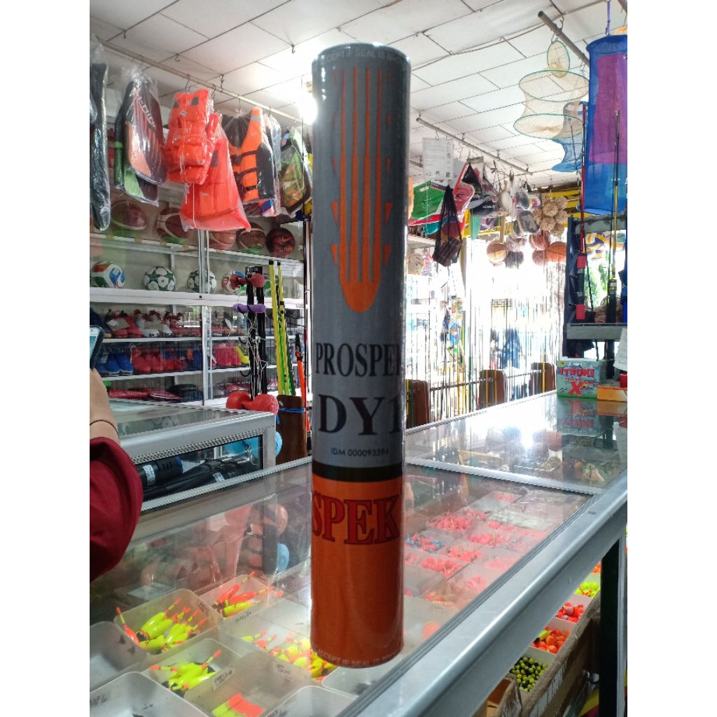 prospek orange shuttlecocks/ kok badminton dengan kualitas tinggi Dan bulu yang awet