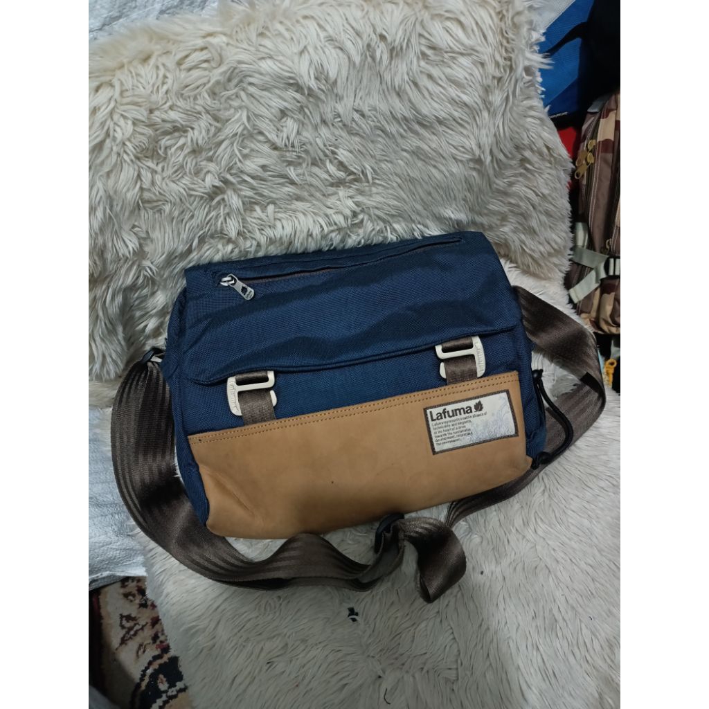 SLEMPANG LAFUMA, SLINGBAG LAFUMA