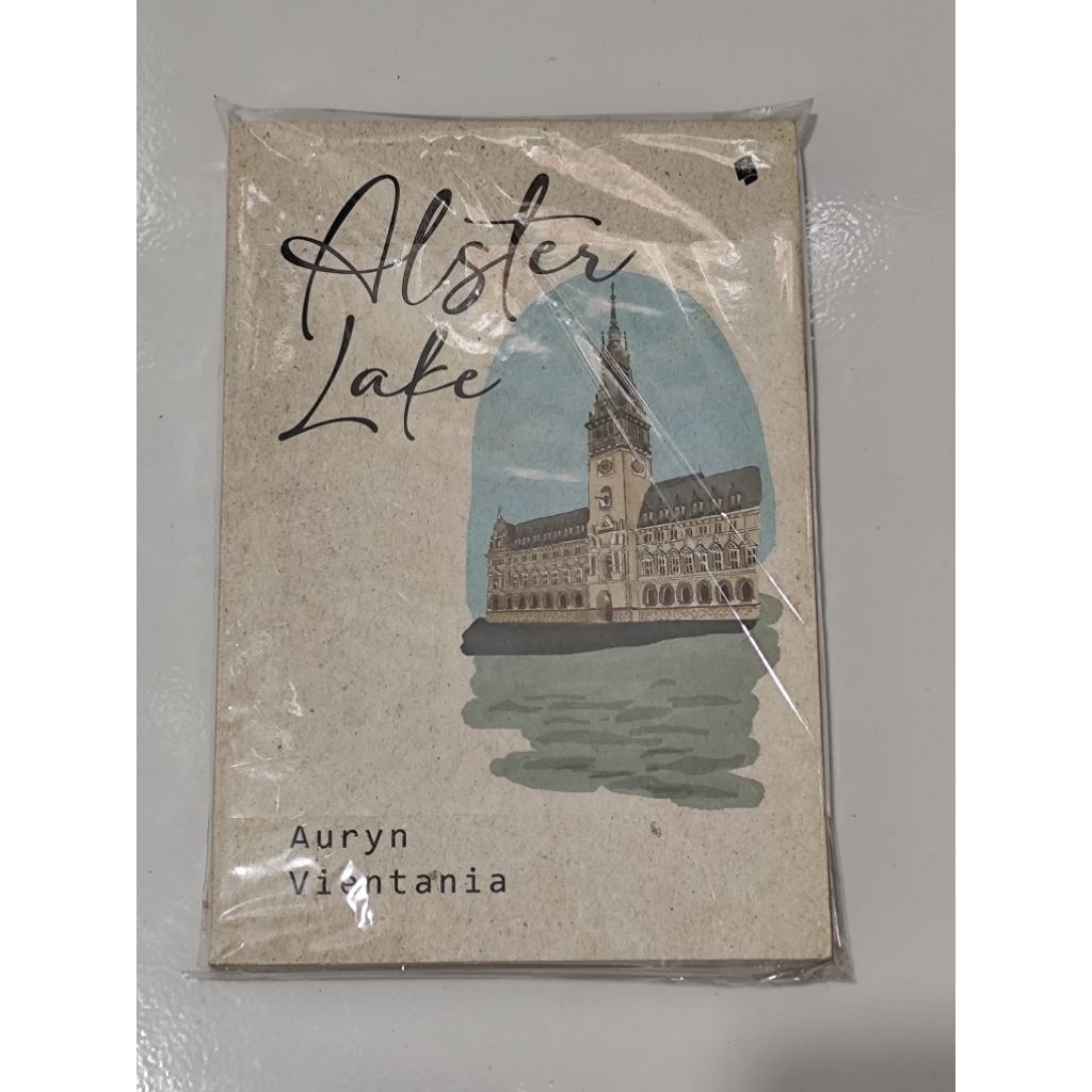 (preloved) Alster Lake - Auryn Vientania