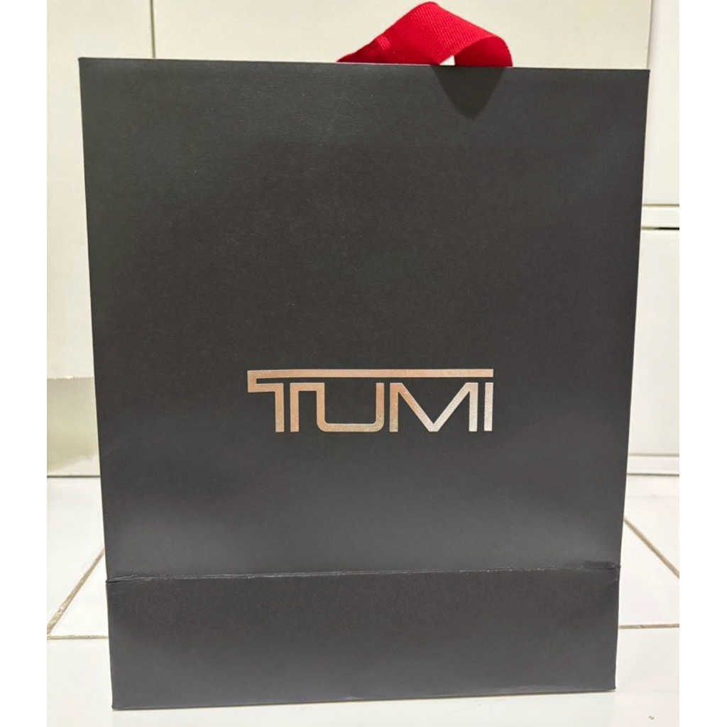 paper bag tumi original store