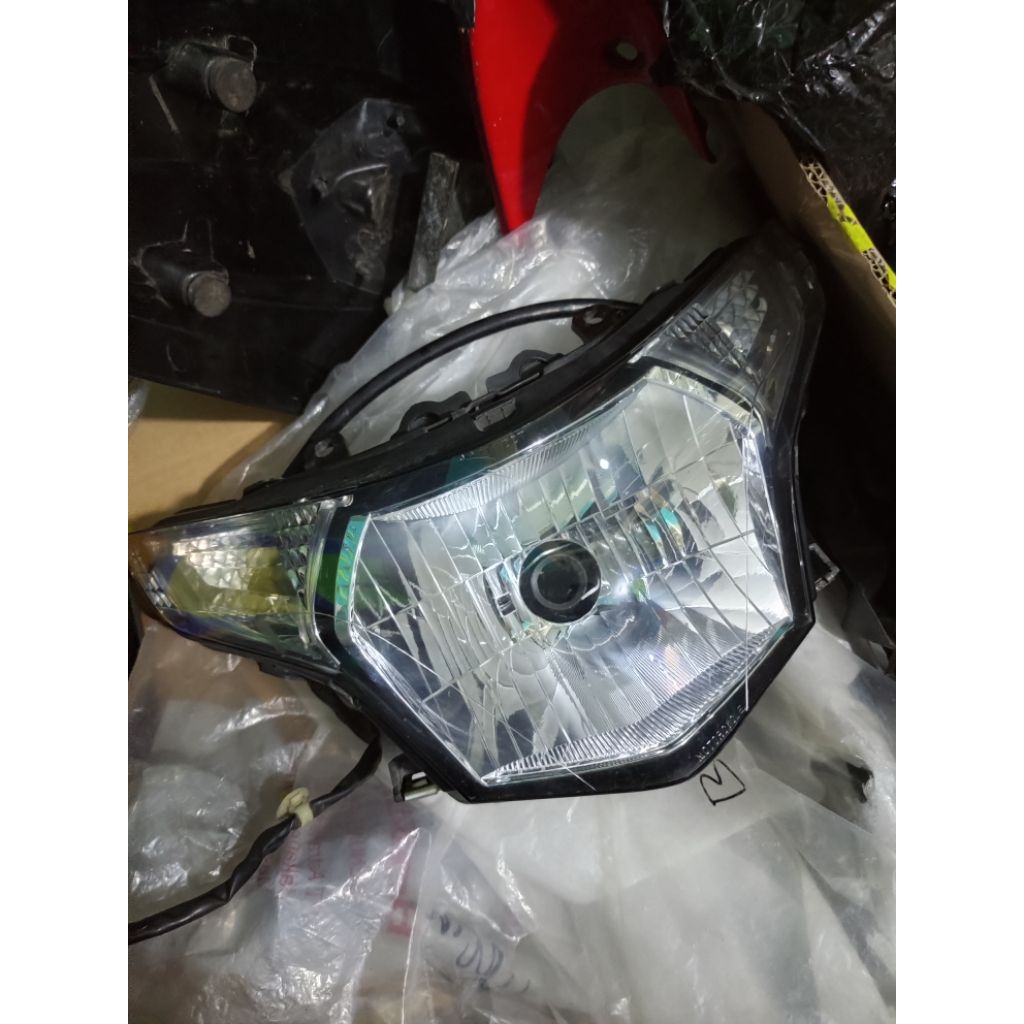 headlamp reflektor Honda CBR 150R CBU fi CBR250R KYJ biled