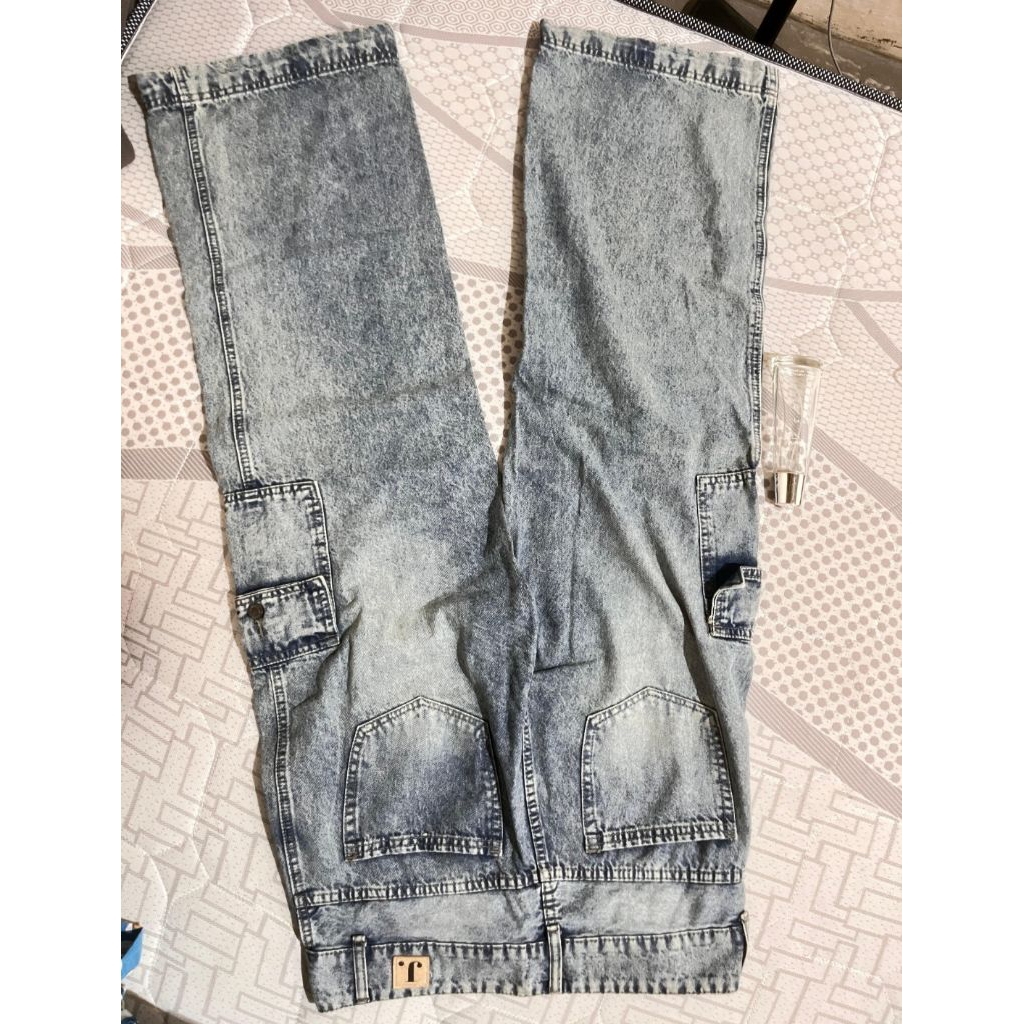 PRELOVED CELANA JINISO - HIGHWAIST CARGO LOOSE JINISO