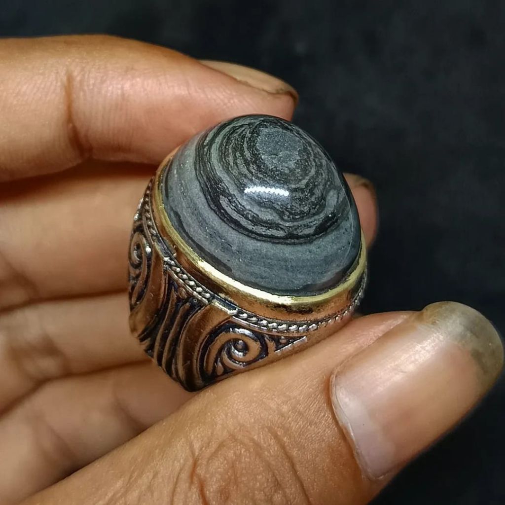 BATU AKIK SULAIMAN DAUD ANTIK (ASLI ALAM)