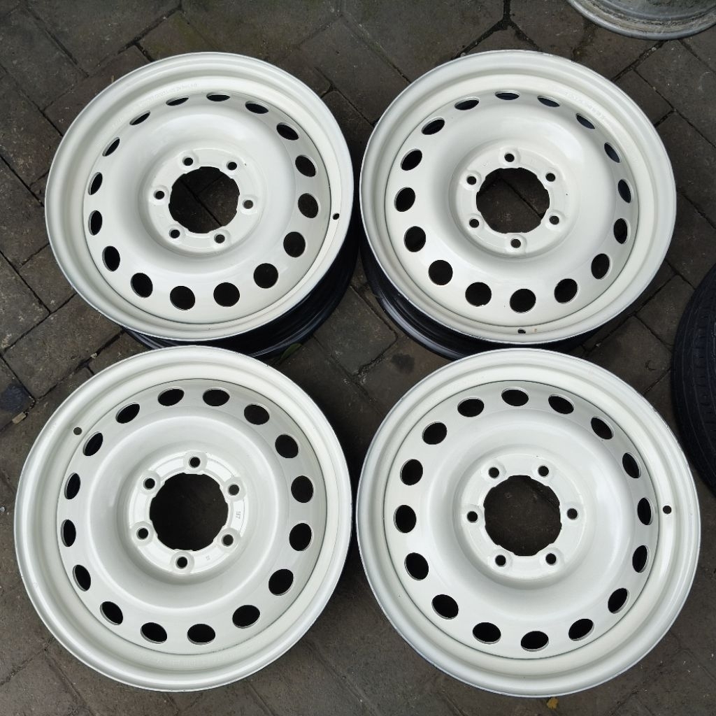 Velg Hilux R17 Original Set