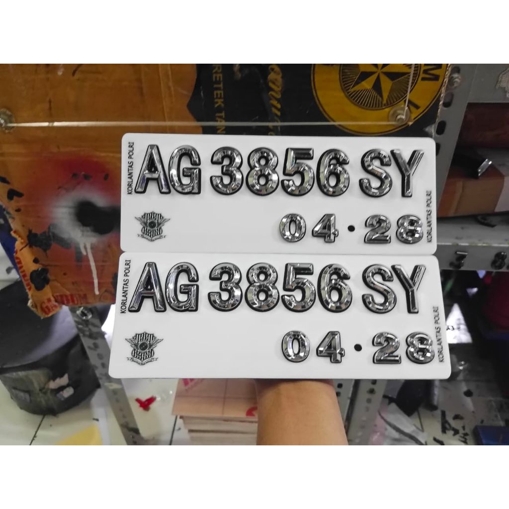 PLAT NOMOR MOTOR VARIASI / PLAT TIMBUL CHROME LIST HITAM