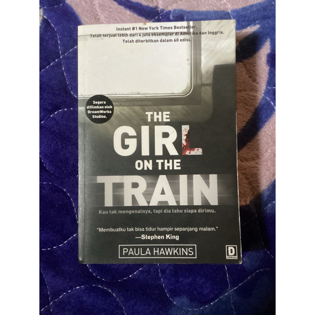 PRELOVED THE GIRL ON THE TRAIN