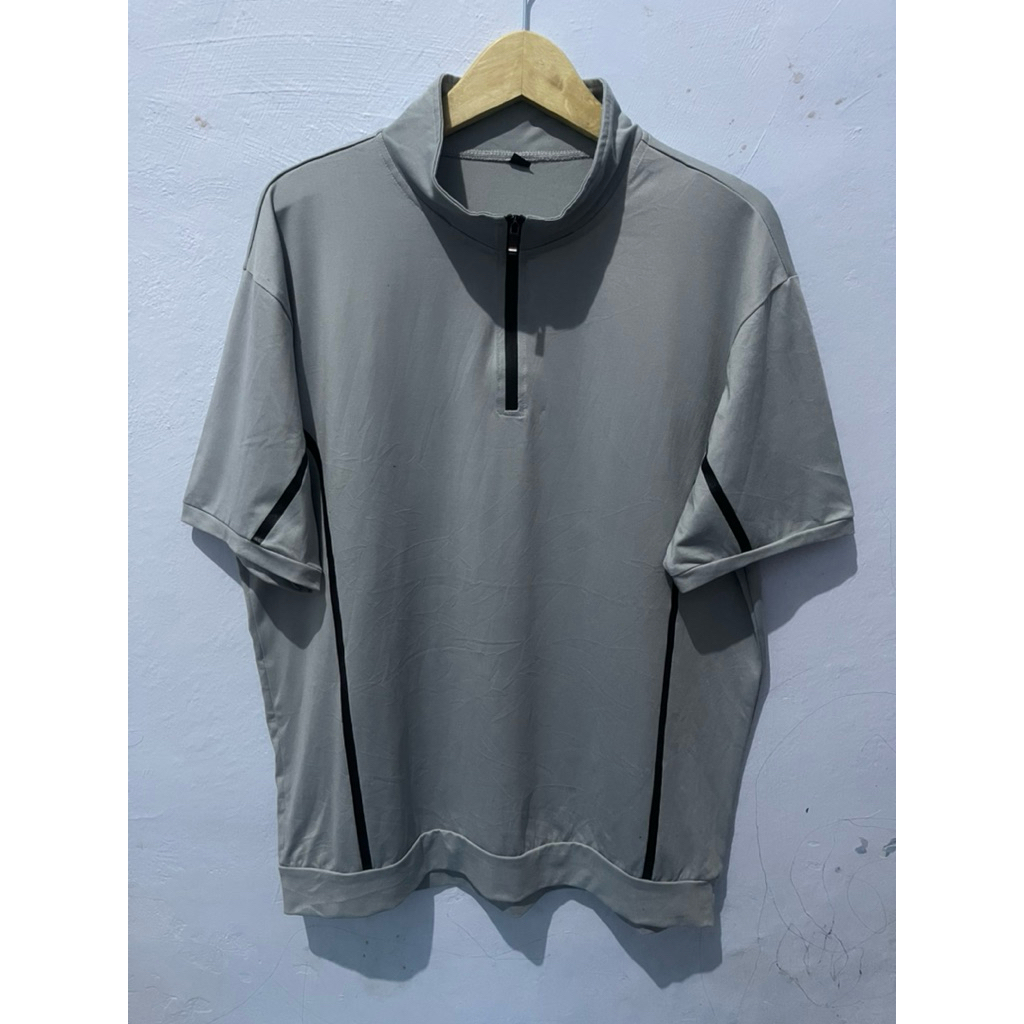 Kaos Olahraga Half Zipper Abu Second