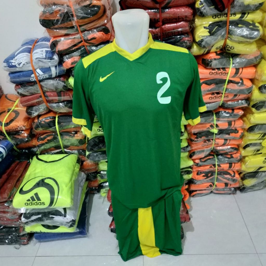 Kostim bola- baju sepakbola/futsal lusinan