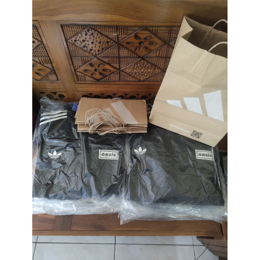 adidas x oasis tracktop