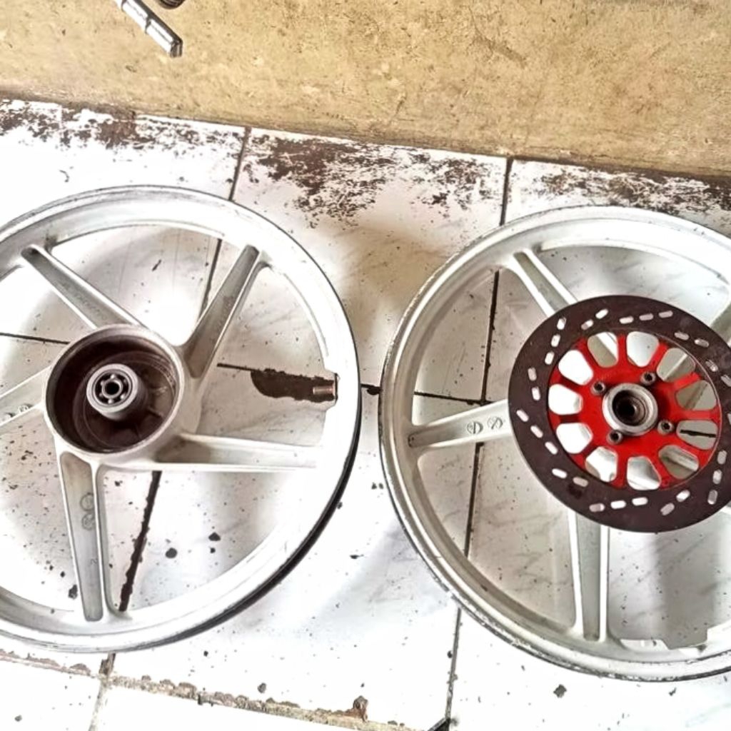 velg set set suzuki smash new-smash lama barang second original