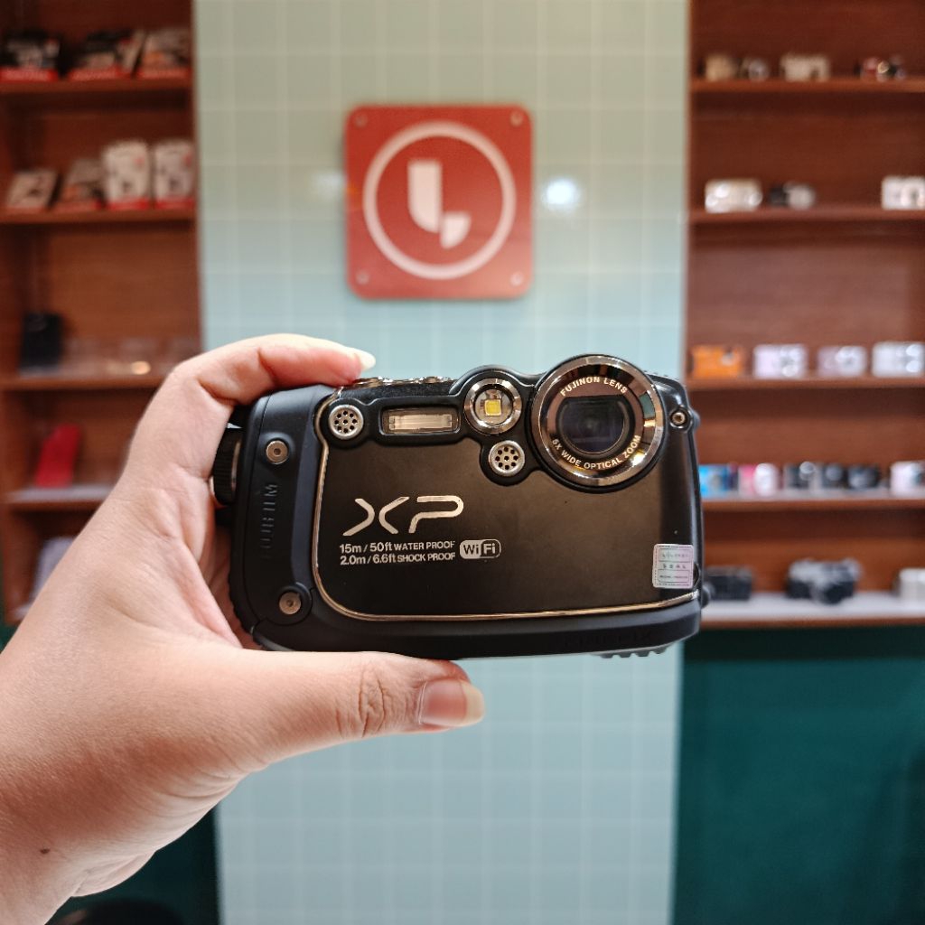 DIGICAM FUJIFILM FINEPIX XP200 MULUS