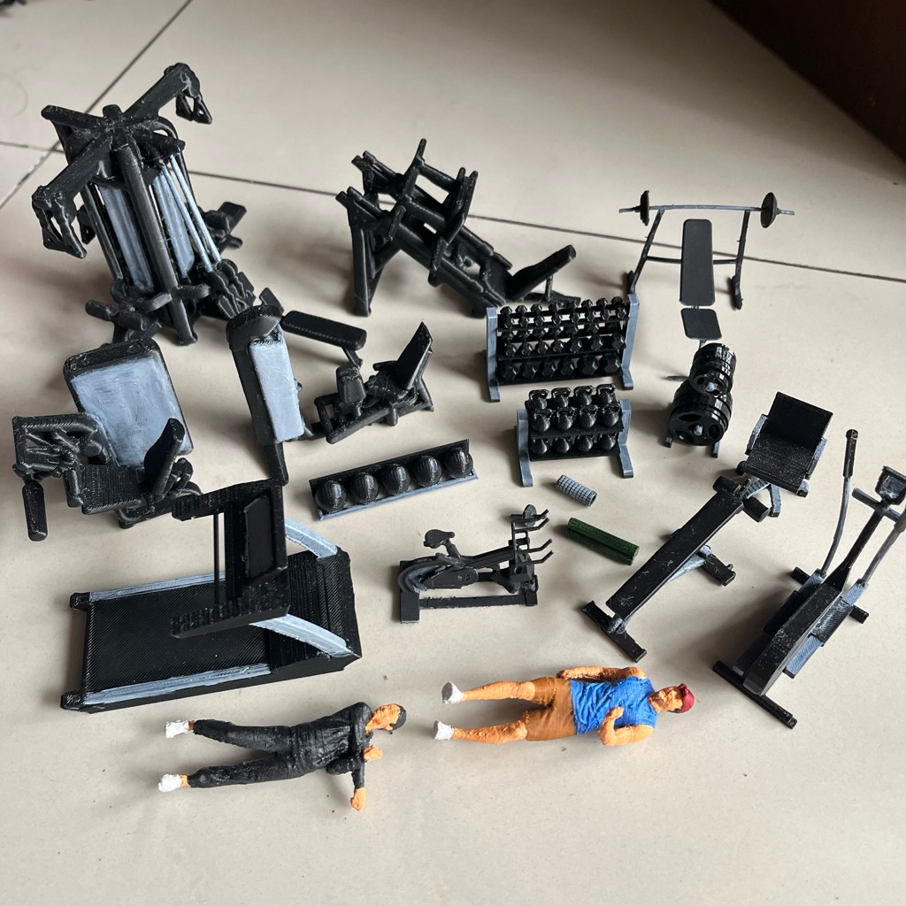 (Skala 1:25) Miniatur Maket 3D Print Alat Gym dan Orang