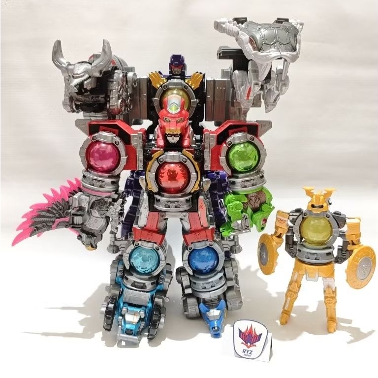 Power Rangers Uchu Sentai Kyuranger DX Ryuteioh Kyutama Gattai Megazord BANDAI Japan