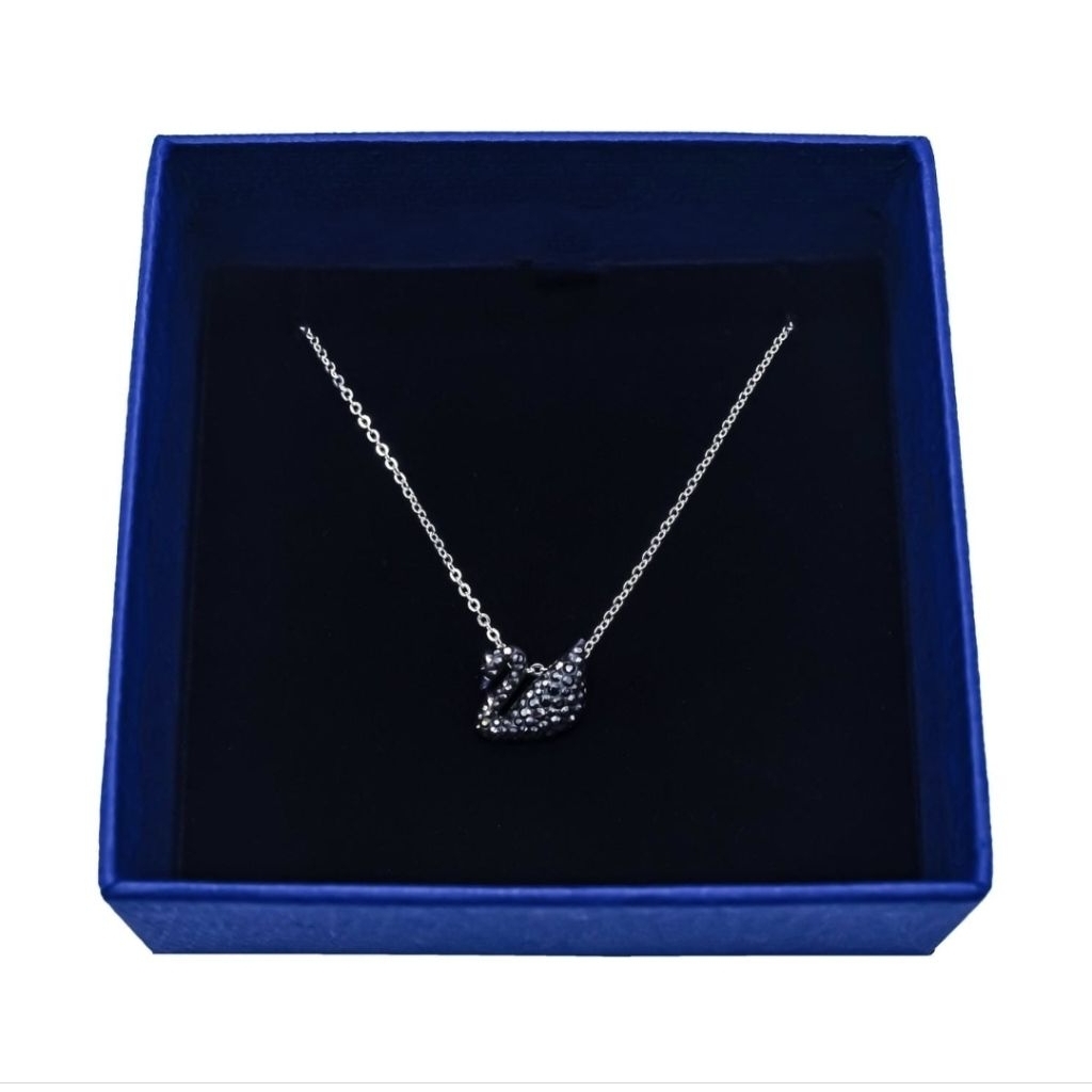 Kalung Liontin Swarovski Black Swan