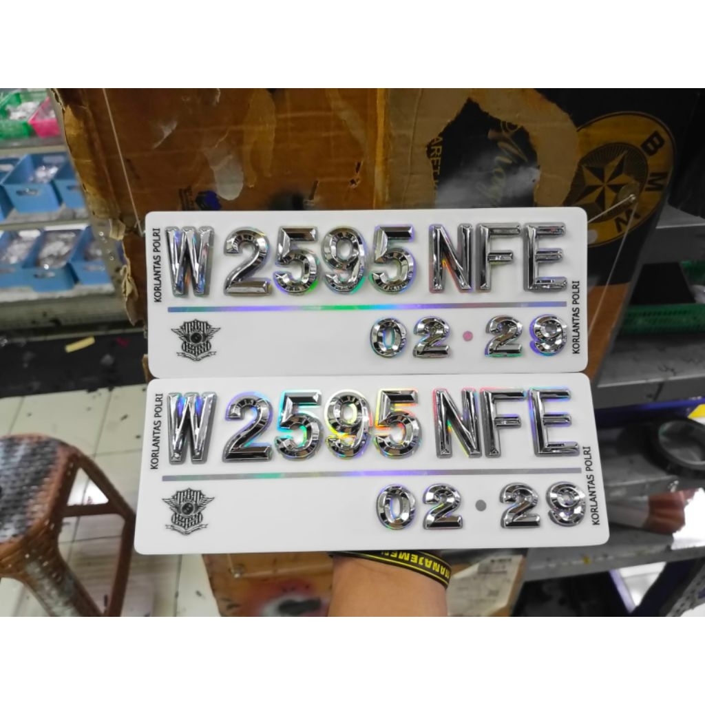 PLAT MOTOR HURUF TIMBUL CHROM HOLO GRAM