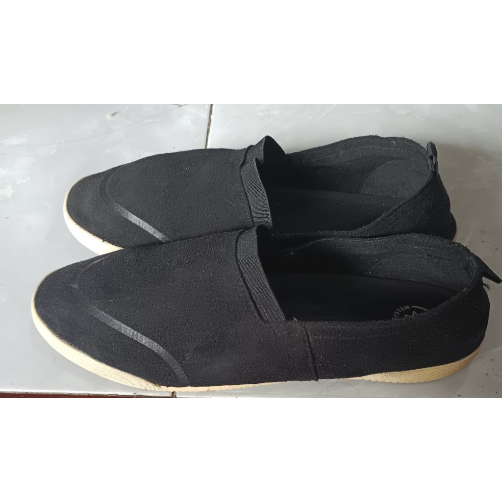 Sepatu Wakai size 43