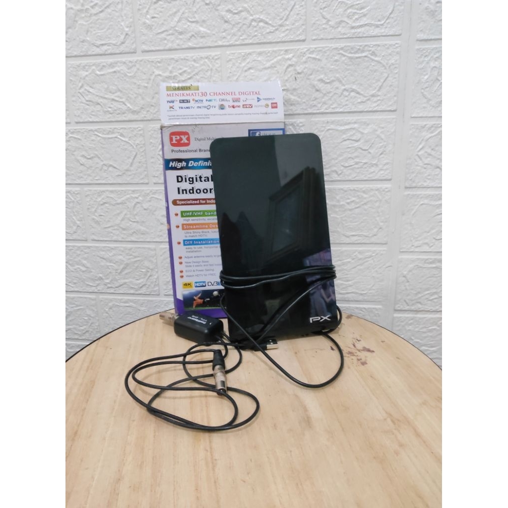 (SECOND) Antena TV Digital PX DA-3100NP - FREE SIGNAL BOOSTER