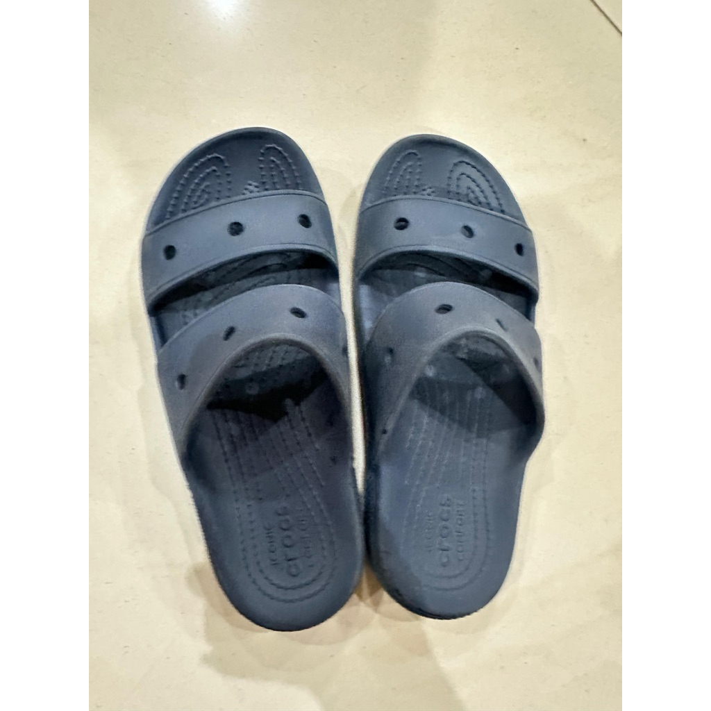 Preloved sandal crocs cowok