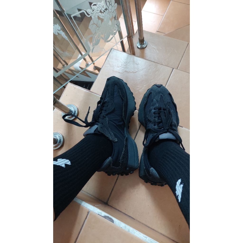 NB 327 Original Second