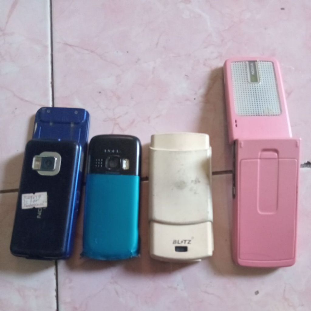 hp jadul nokia.mati lcd masi ok