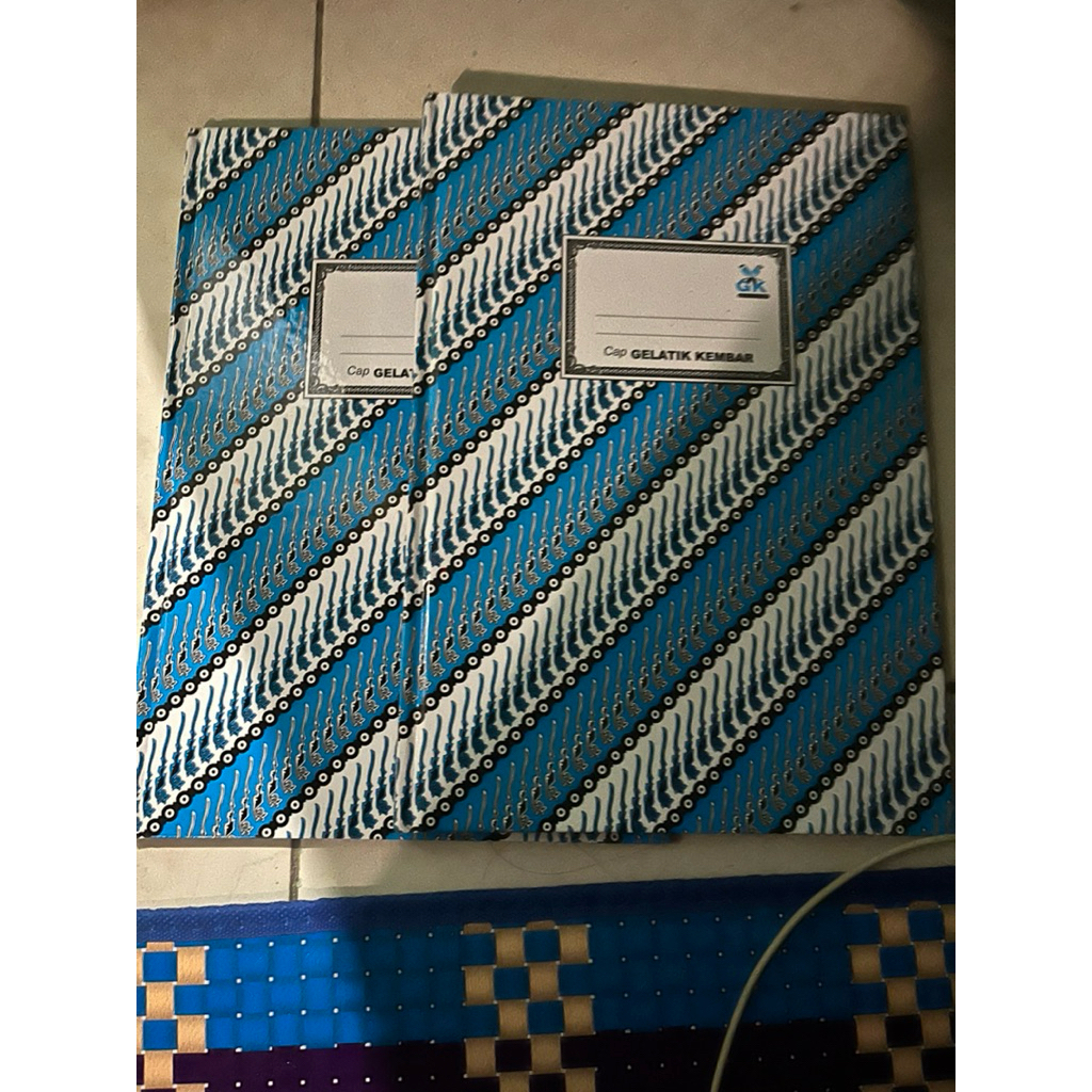 Buku Tulis Batik Cap Gelatik 50 lembar F4