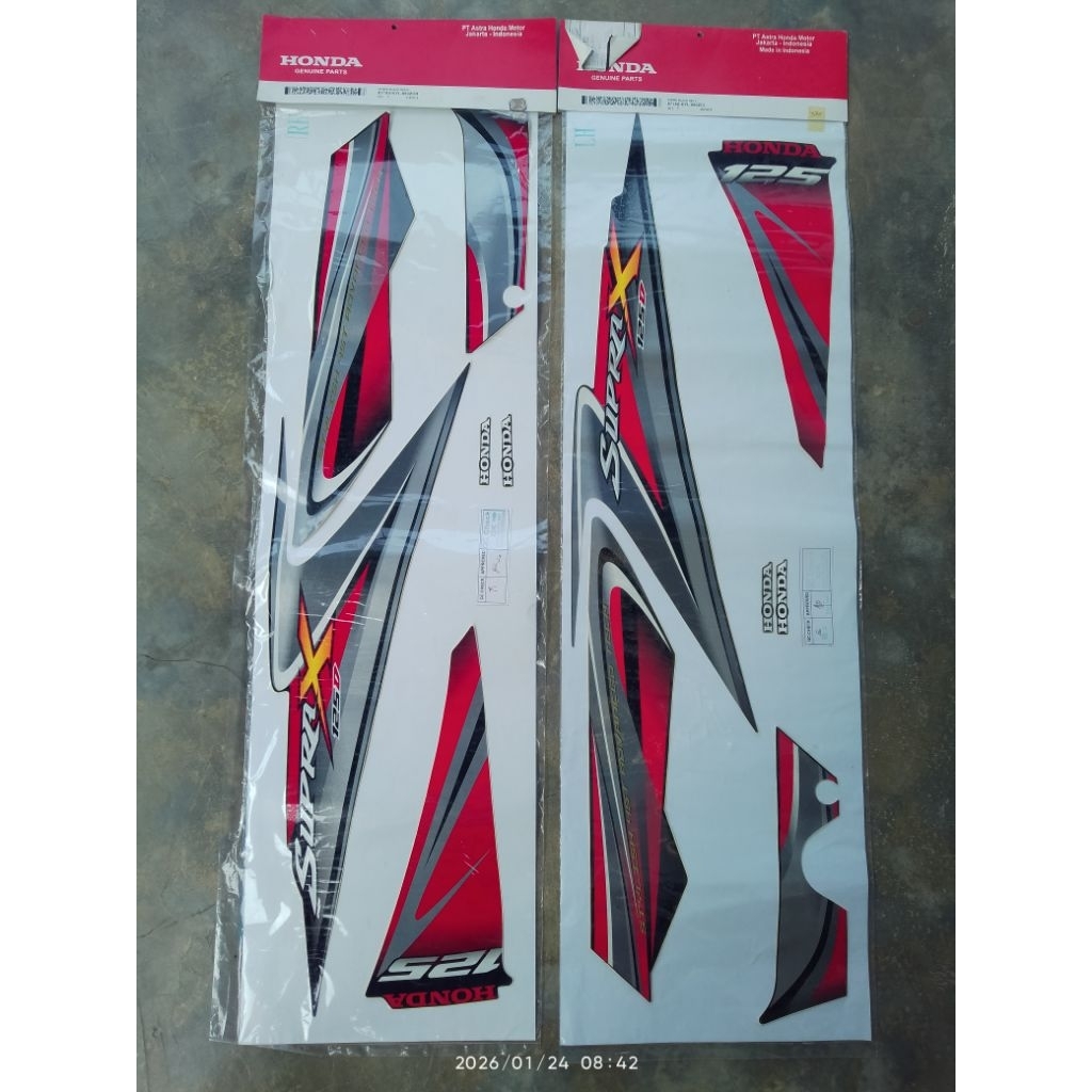 striping Supra x 125 tahun 2010 original Honda part