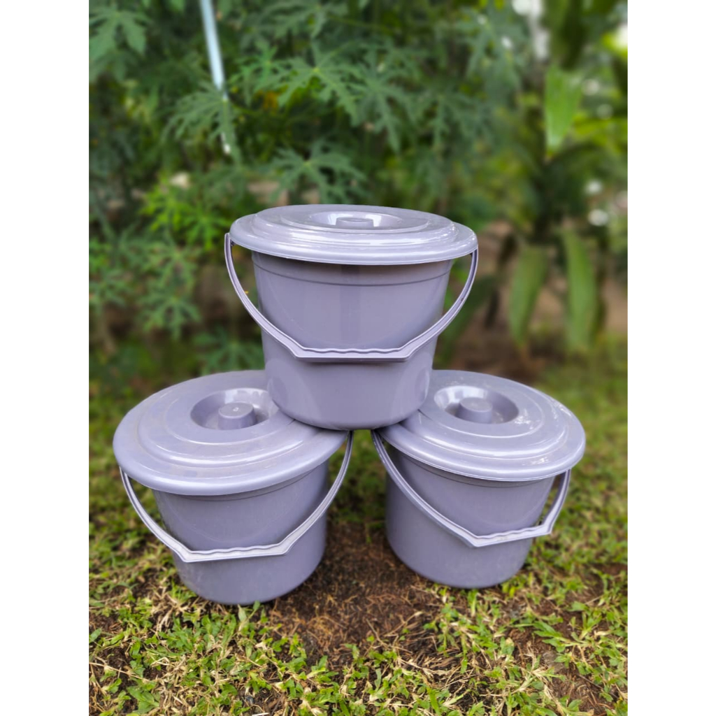 Ember Tutup Yutaka-698 Ember Plastik Ukuran Besar Ember Cuci Baju Abu Ember Air