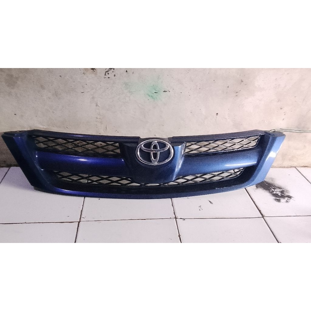 Gril Grill Grille Toyota Kijang Innova Inova Tahun 2005 - 2007 Original