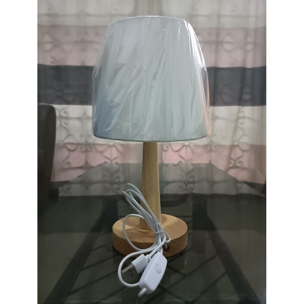 MR DIY USB DESK LAMP