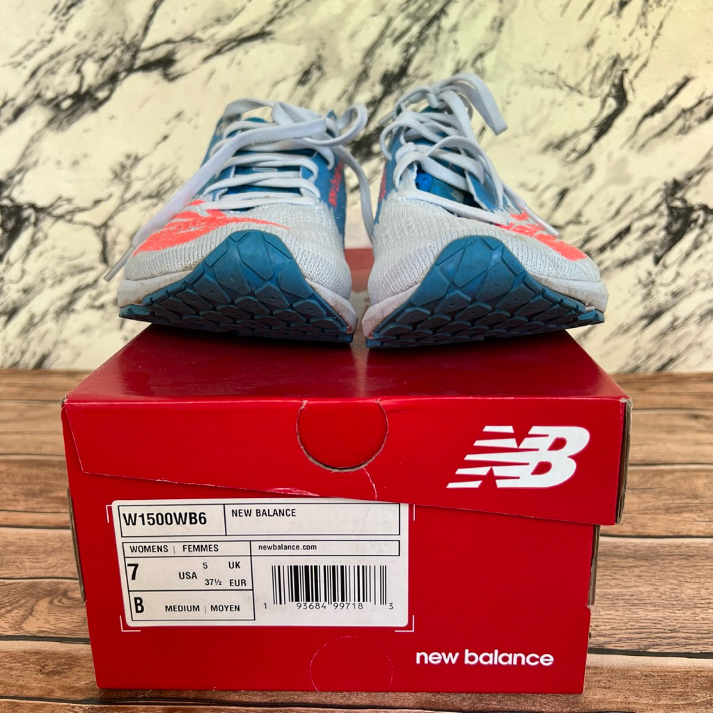 Sepatu Wanita New Balance Preloved ukuran 37