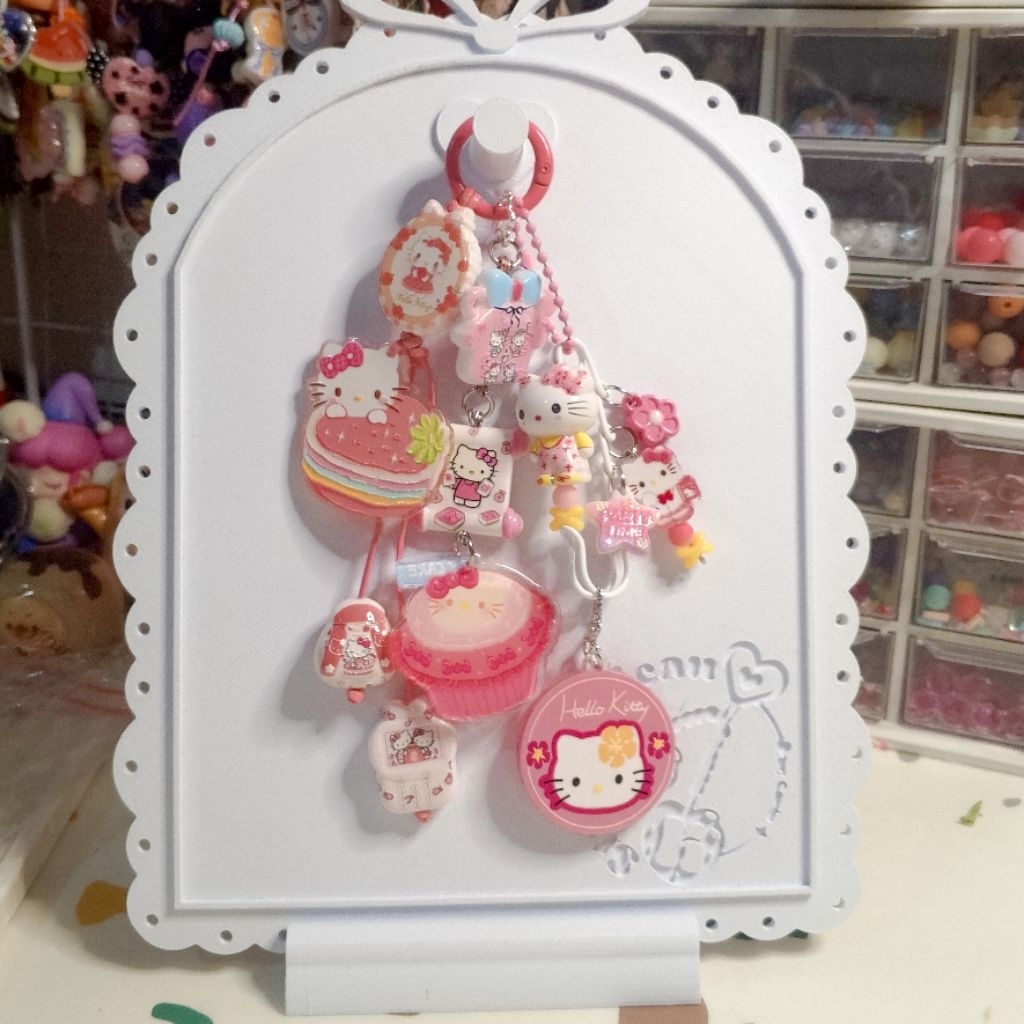 Bagcharm Hellokitty HK pink (splitpay 105k)