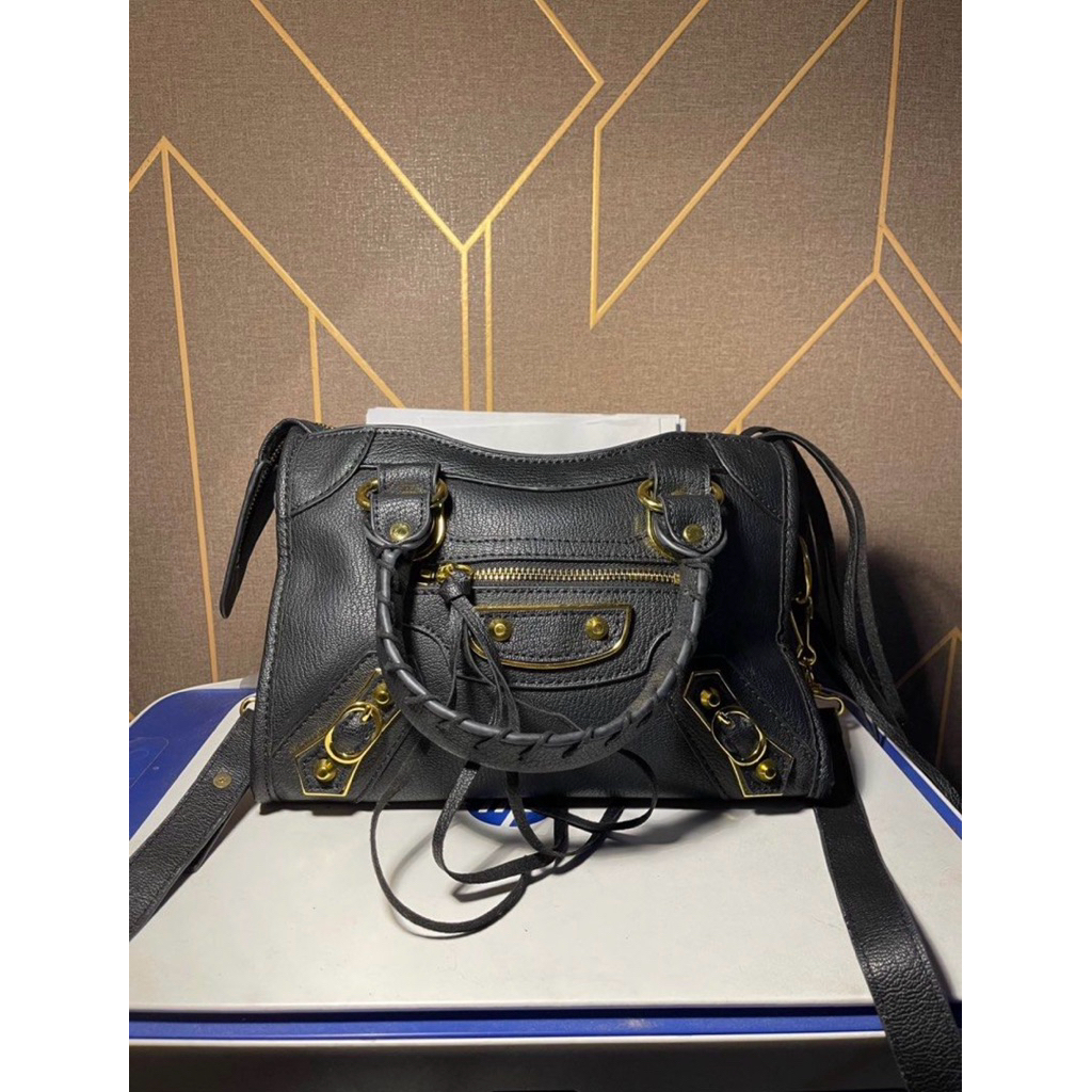 tas wanita balenciaga