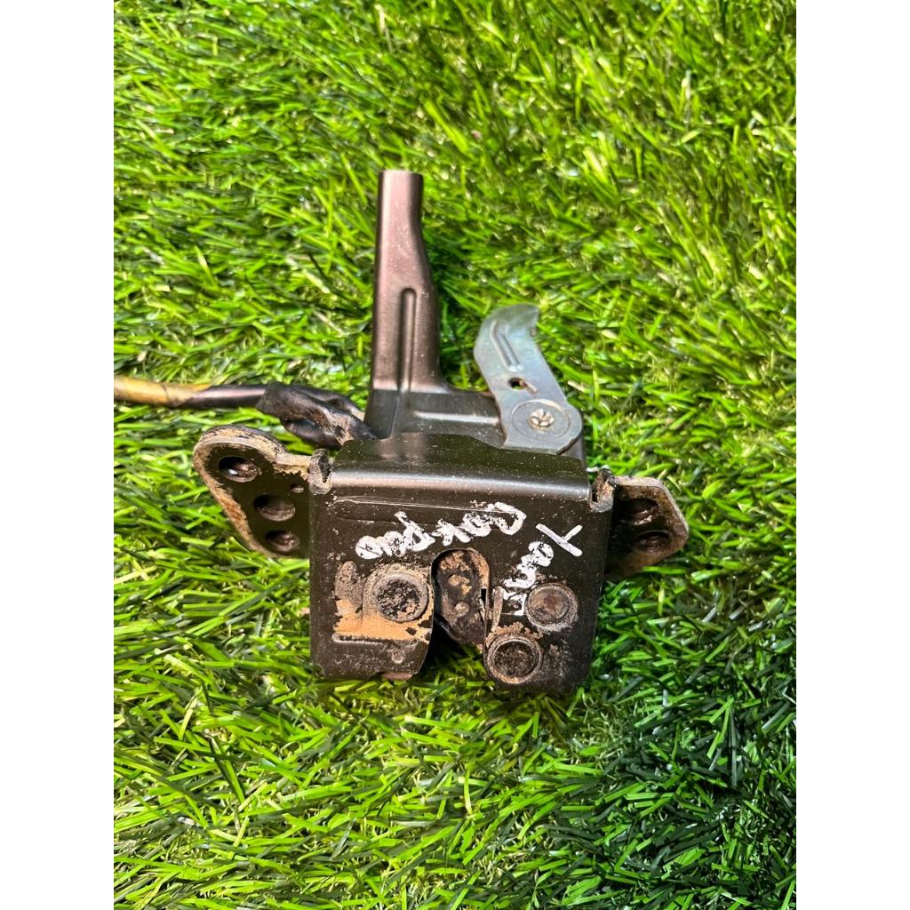 Door Lock doorlock Backdoor dorlock bagasi Toyota Yaris lama bakpao 2007 2013 ori copotan