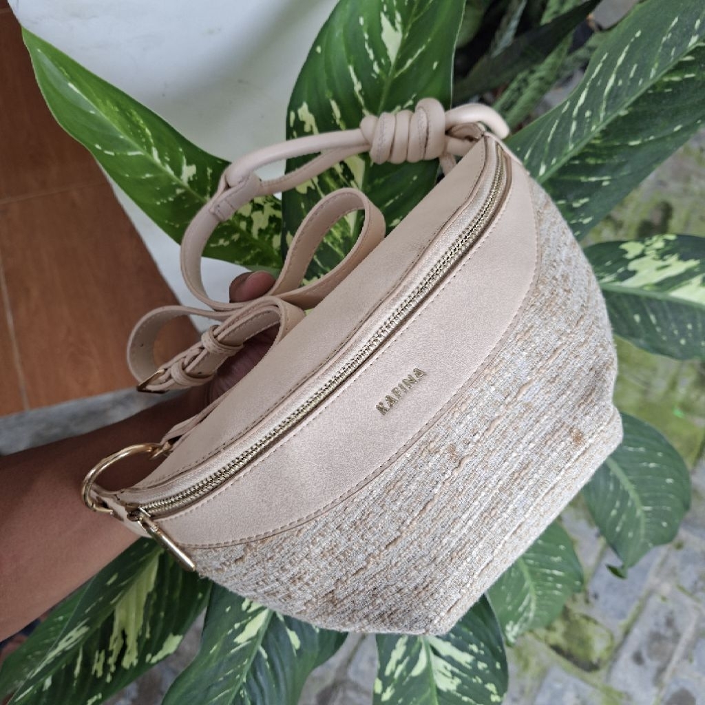 PRELOVED Tas Dada KAFINA - Tas Wanita -Waistbag Wanita -Waistbag Pria Tas Dada Import