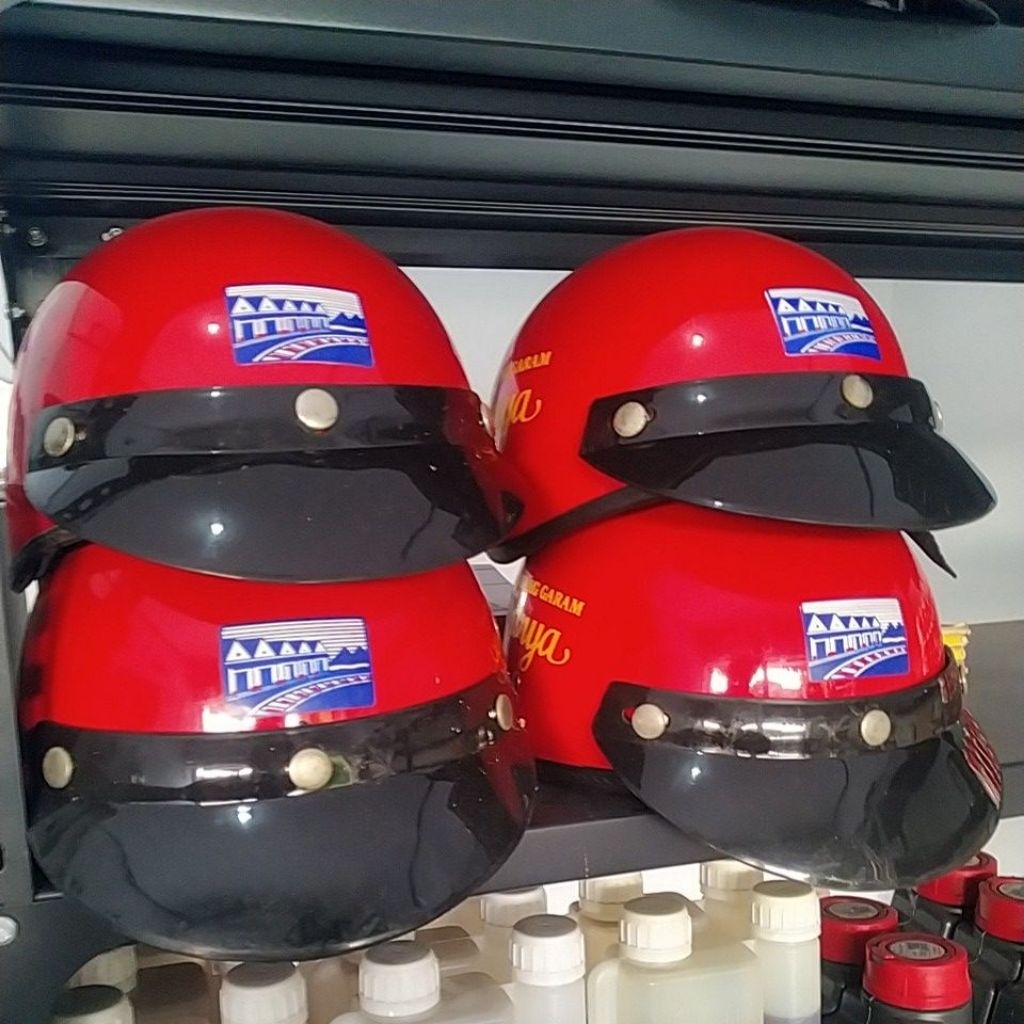 Helm Chip Gudang Garam