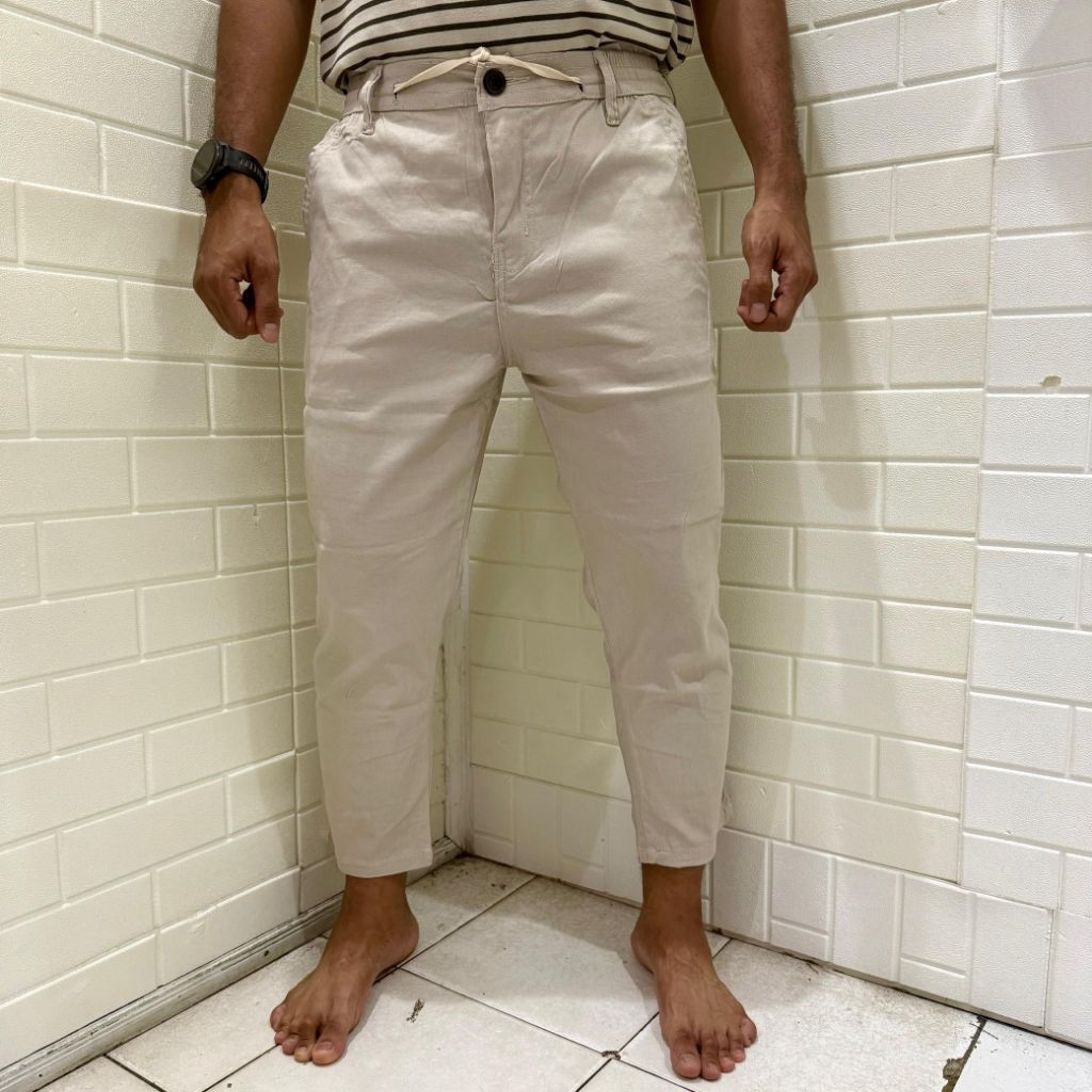 Celana Sirwal Angkle Pants Hablo Warna Light Cream Office Casual Formal Bahan Katun Twill Slimfit