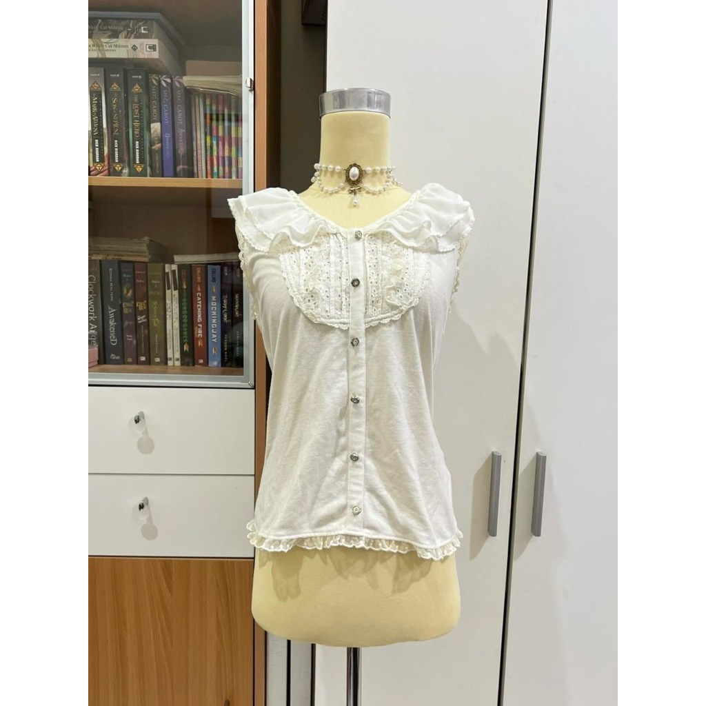 Liz Lisa Coquette Dollette White Top Atasan Putih Kawaii