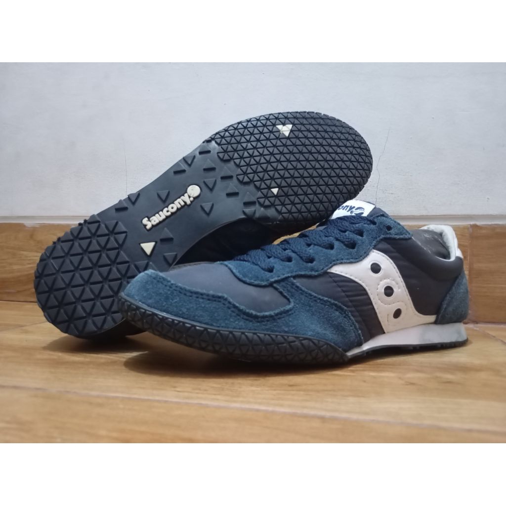 sepatu sneakers/running Saucony bullet blue