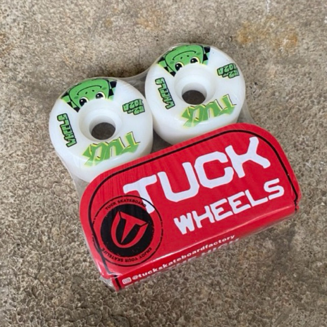 Tuck Wheels Skateboard