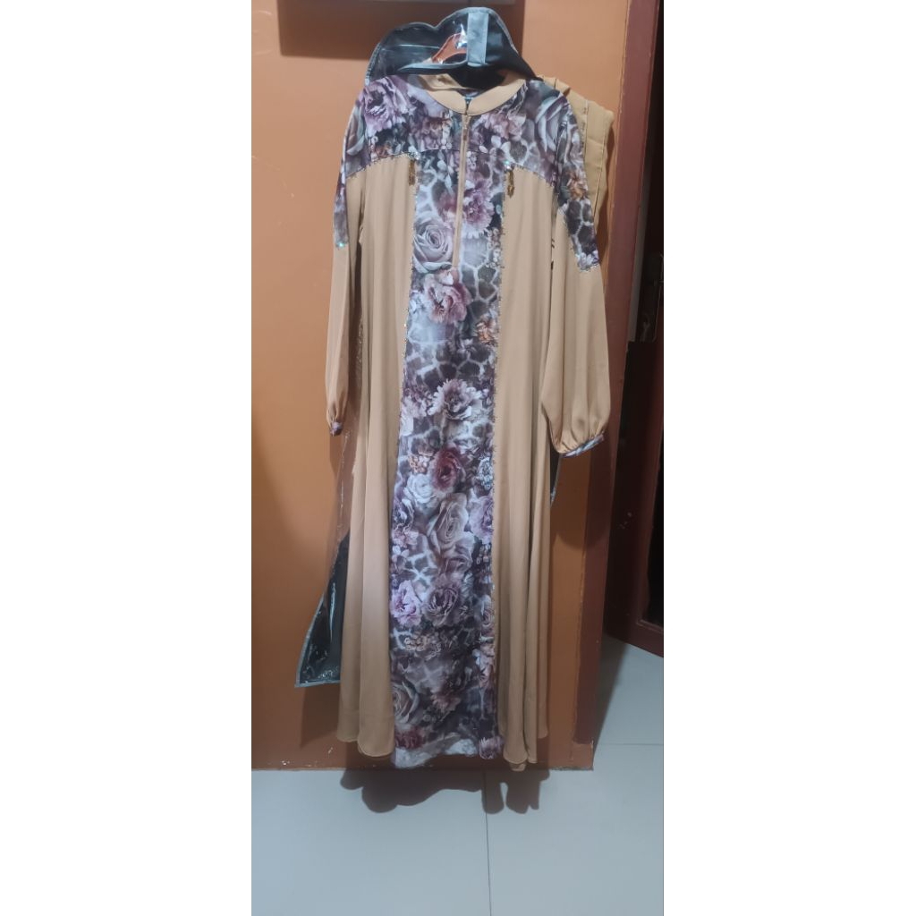 hikmat preloved size s original