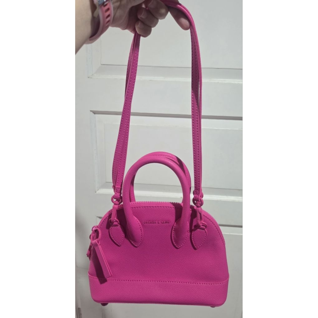 Tas charles n Keith pink