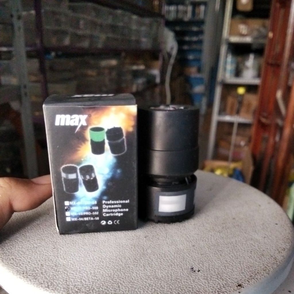 SPUL MIC MERK MAX THE VOCAL ARTIST